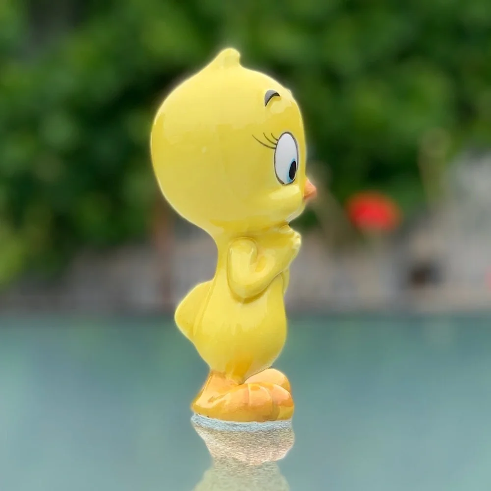 1975 Warner Bros. Tweety Bird Porcelain Figurine - Picture 2 of 8